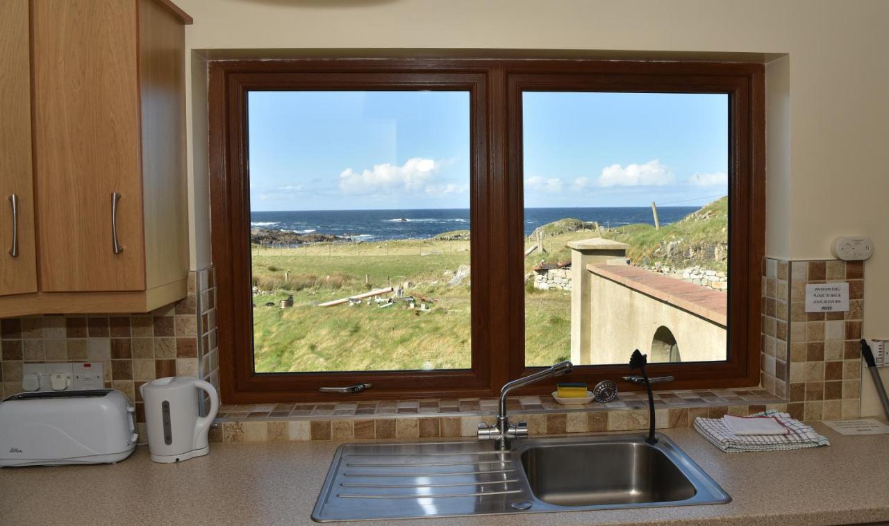 Sea View Apartment Downings Exterior foto